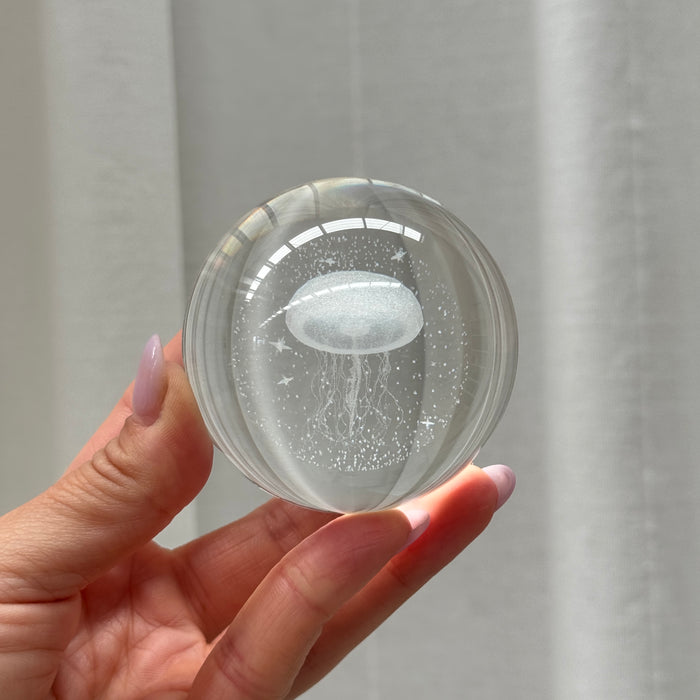 3D Glass Crystal Sphere with Etched Jellyfish
