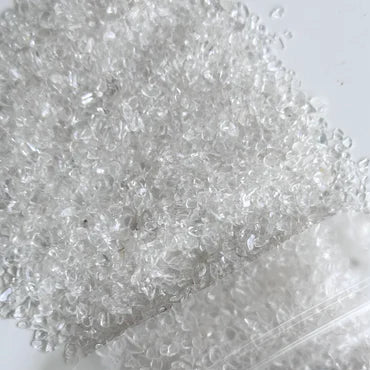 Kindred Crystal Collective — Clear Quartz Chips 500G, natural unpolished Clear Quartz crystal chips with clear-to-cloudy variation