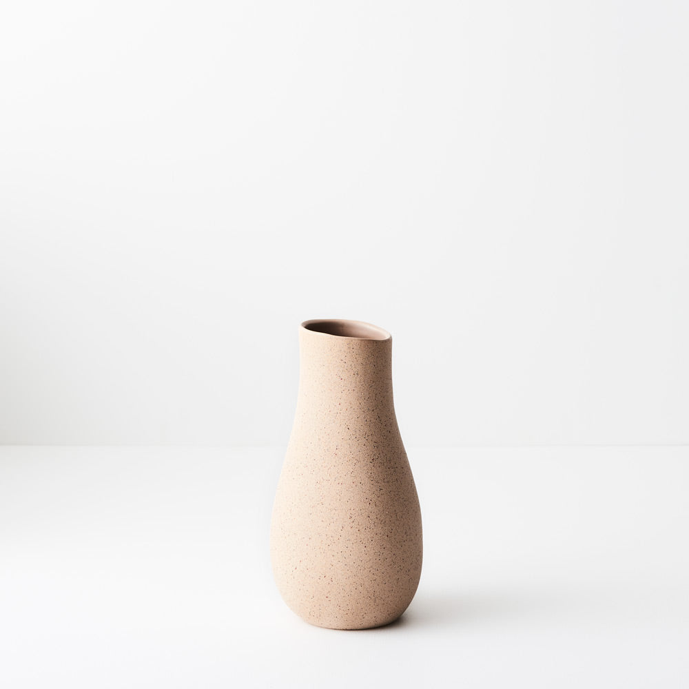 Mona Vases