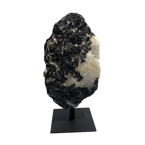 tour in quartz rough on stand 11